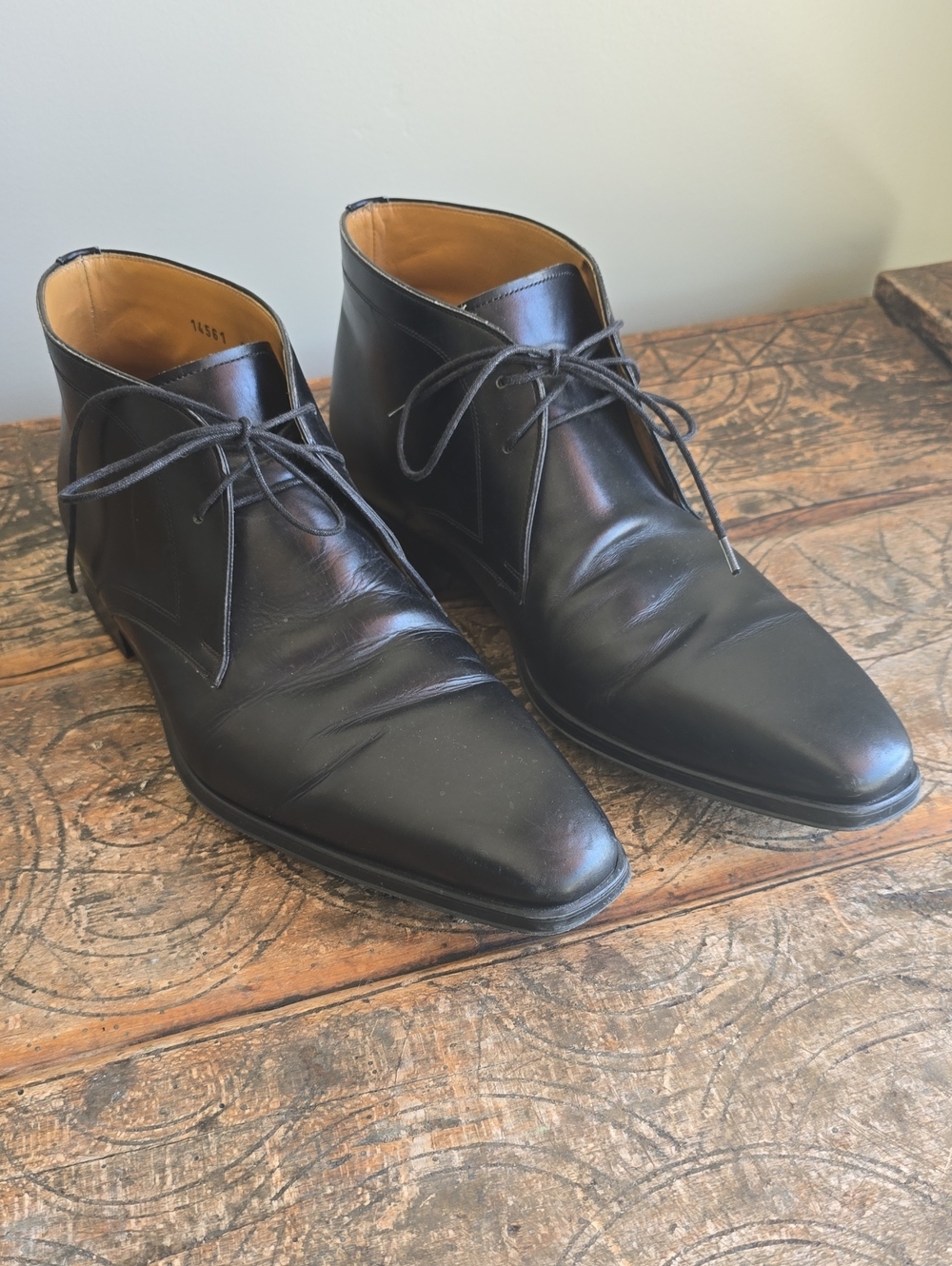 Magnanni Black Leather Boots